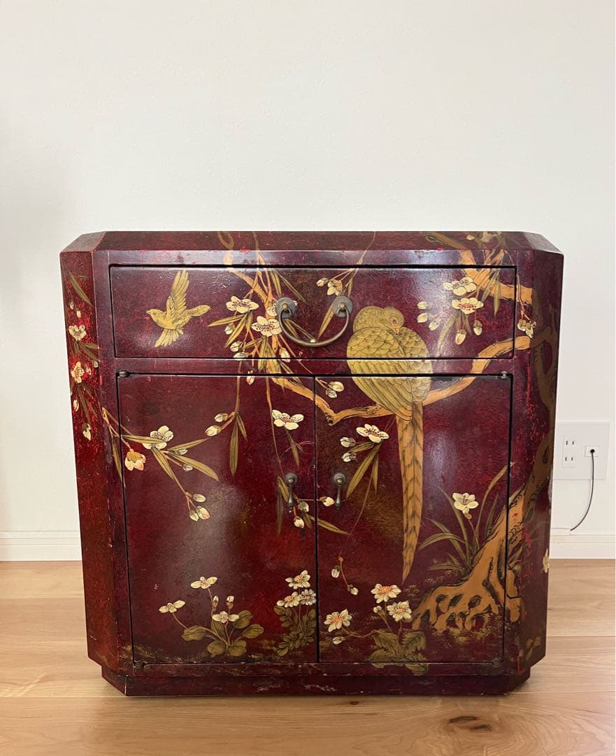 中国美術　中国家具　最高級　朱塗り　箪笥　花柄　小鳥　花鳥画