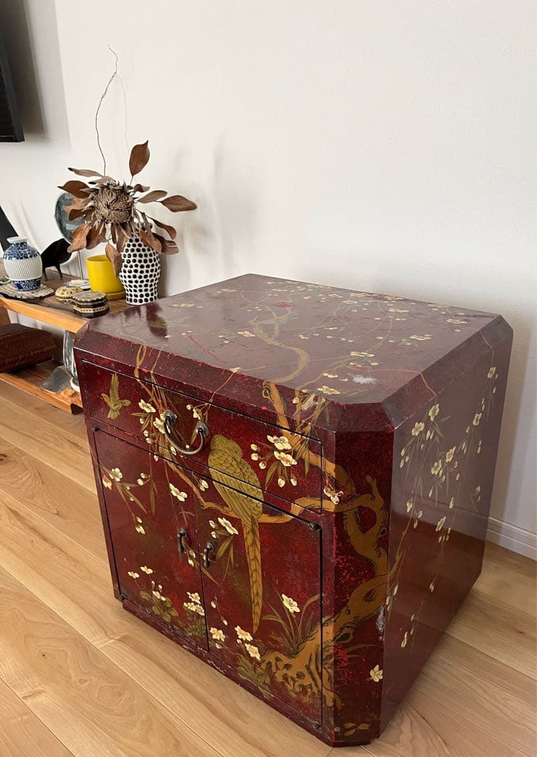中国美術　中国家具　最高級　朱塗り　箪笥　花柄　小鳥　花鳥画