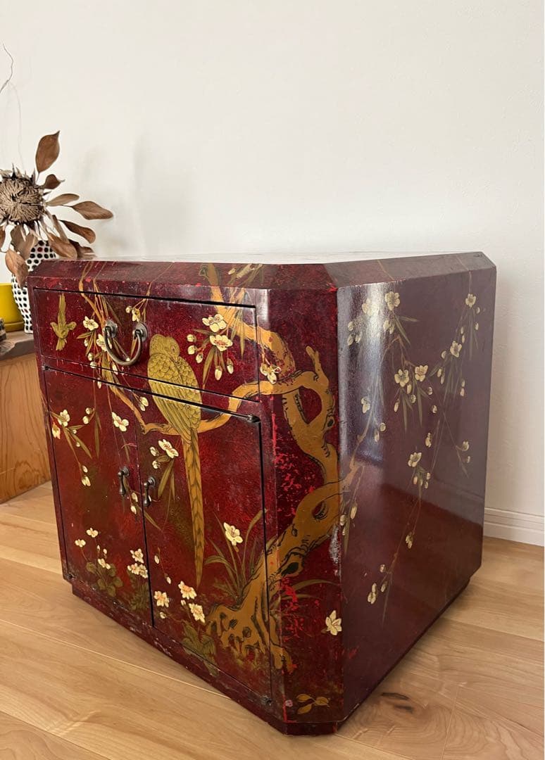 中国美術　中国家具　最高級　朱塗り　箪笥　花柄　小鳥　花鳥画