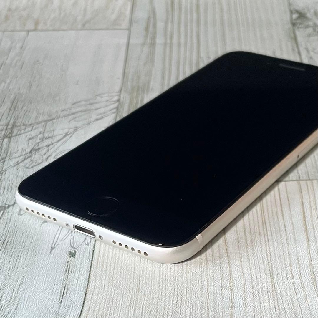iPhone SE 第3世代 (SE3) スターライト 128GB SIM解除済