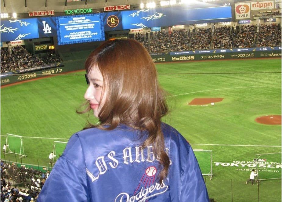 【完売品】ワンオクTAKA、TWICE SANA着用 ドジャース スタジャン