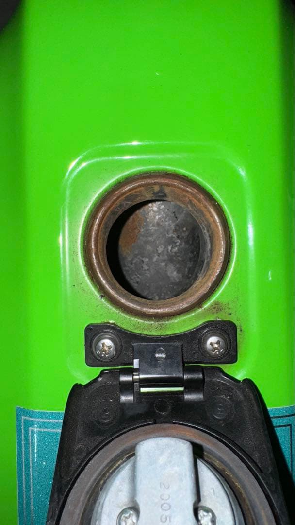 z400gp タンク　ライムグリーン