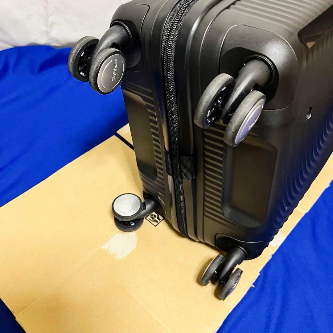 AMERICAN TOURISTER SPINNER55/20 フロントオープン