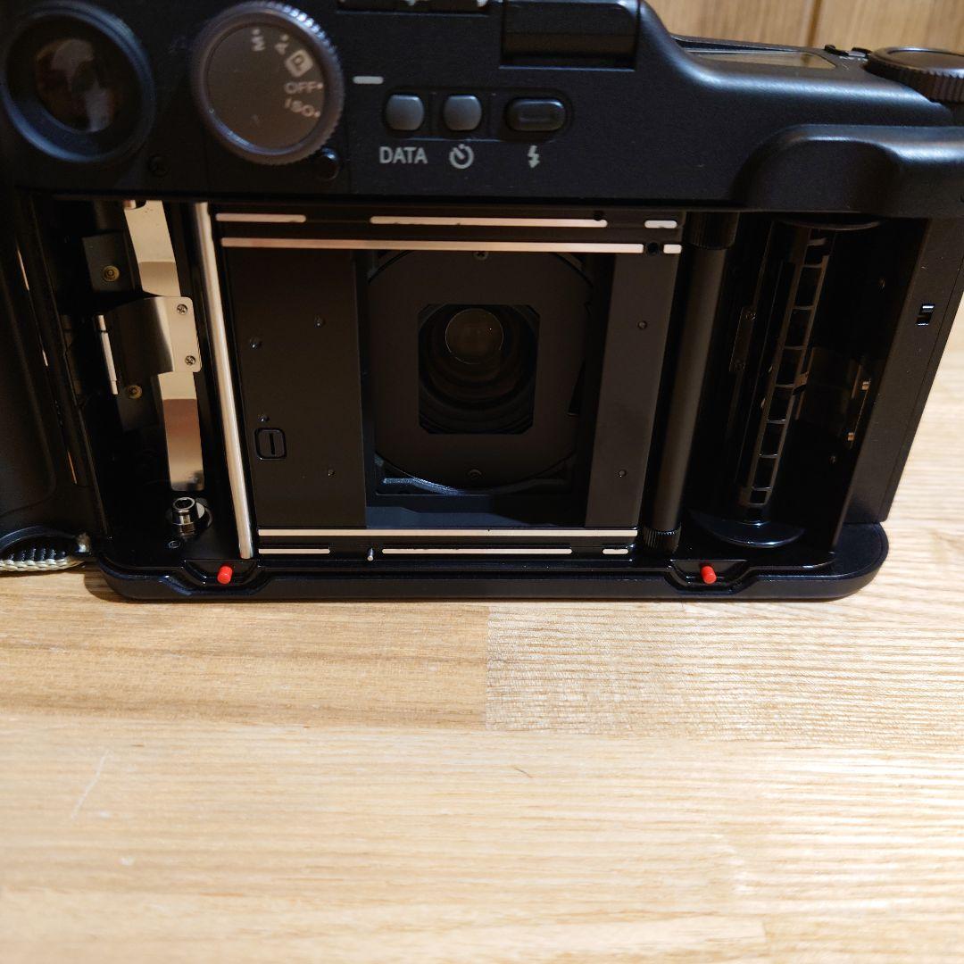 フジフイルム　GA645wi　フード+カバー付き