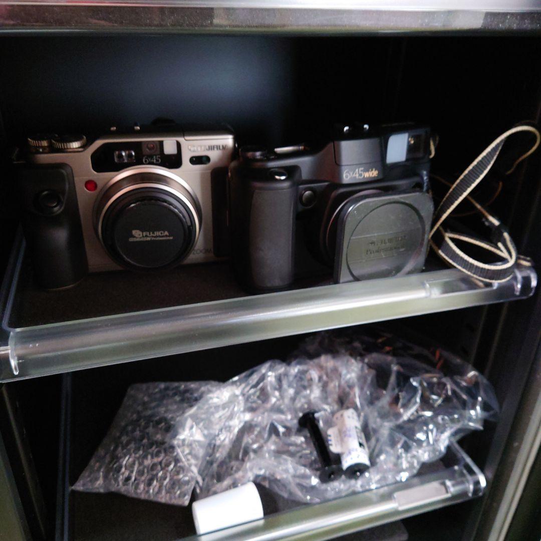 フジフイルム　GA645wi　フード+カバー付き