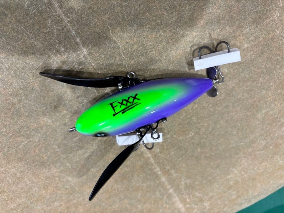 ボヌールfxxx エイリアンヘッズjr CC/ Eva