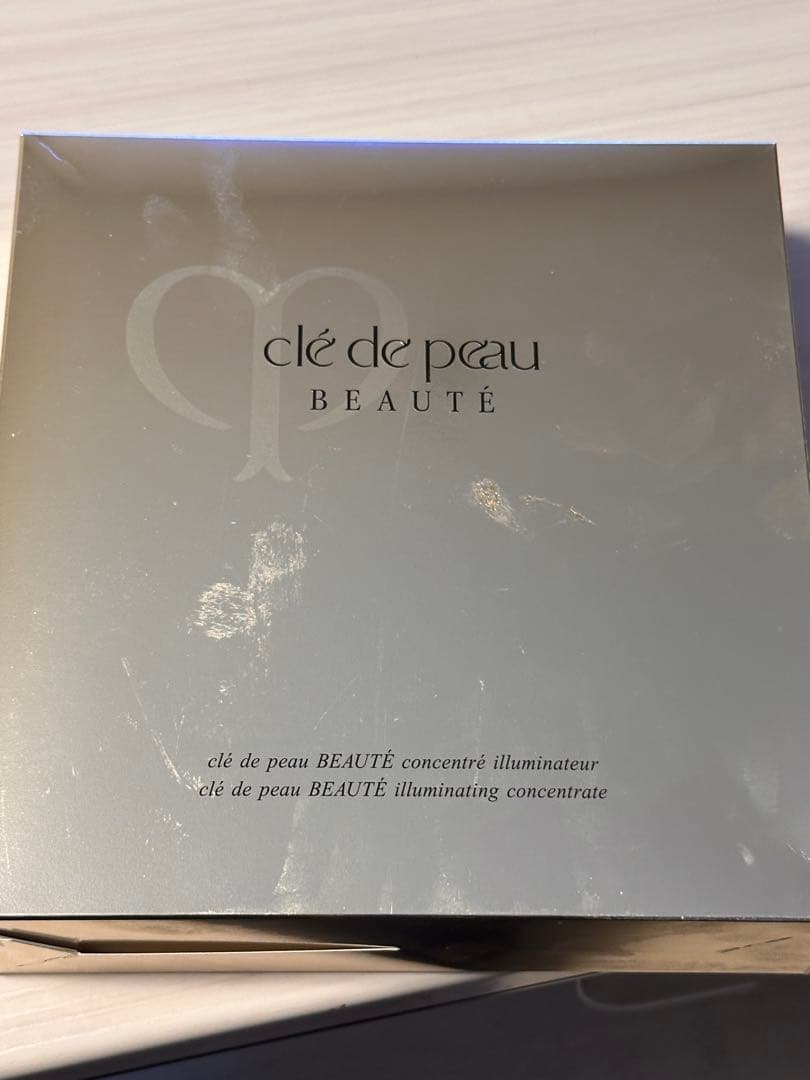 クレドポーボーテ コンサントレイリュミナトゥール 1箱分(6セット)