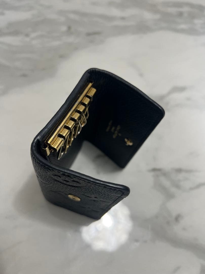 ルイ・ヴィトン ブラック レザー キーケース