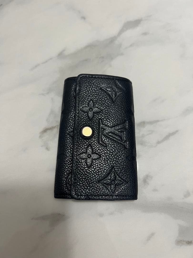 ルイ・ヴィトン ブラック レザー キーケース