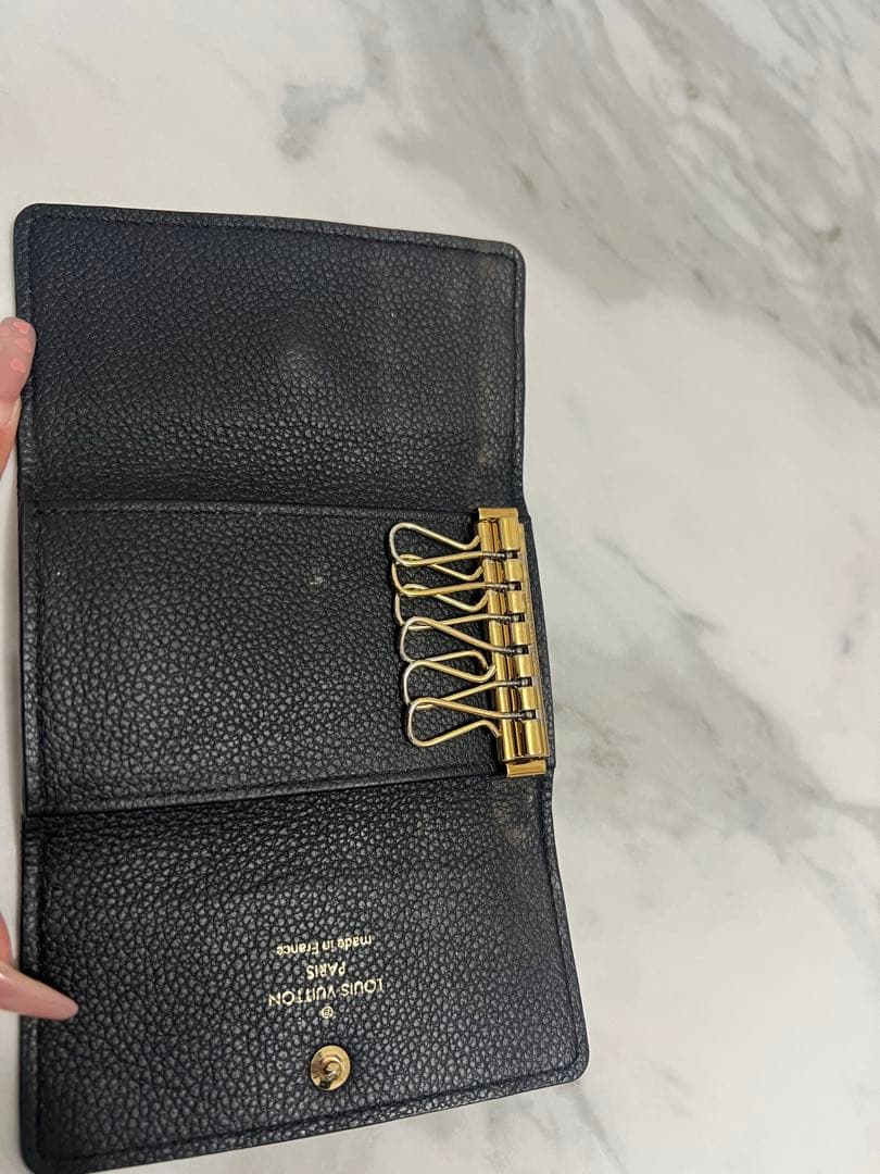 ルイ・ヴィトン ブラック レザー キーケース