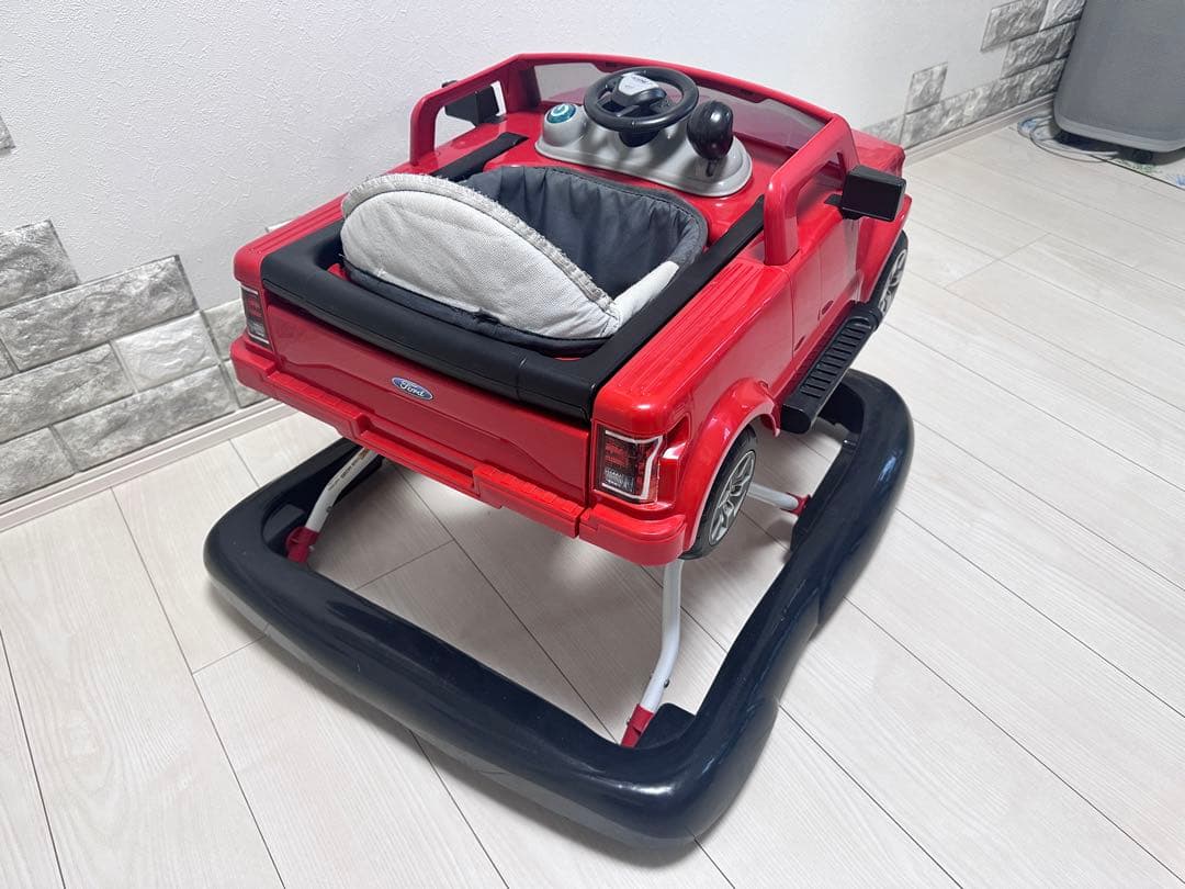 フォードF150　歩行器　ペダルカー　アメ車　キャデラック　リンカーン　ハマー