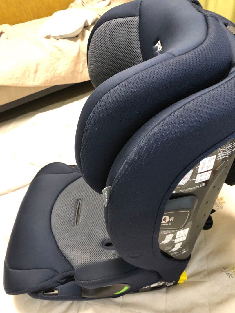 ISOFIX aprica アップリカ　リライド　ジュニアシート用