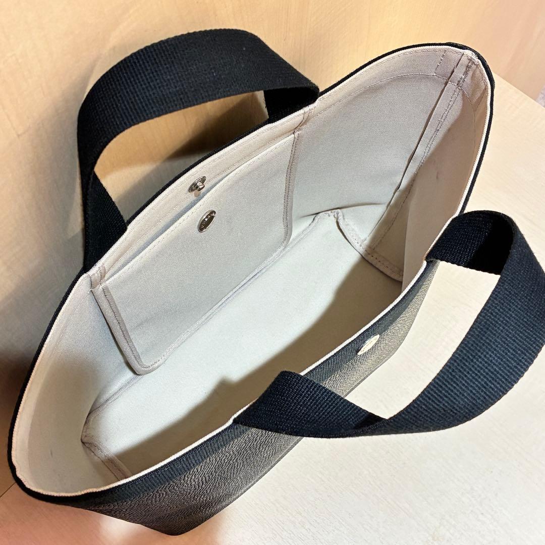 ♠︎エルベシャプリエ　704GP スクエアトート　M ノワール