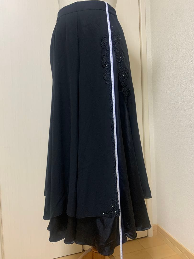 【美品】社交ダンスDANCE FASHION WORLD フレアスカート 刺繍