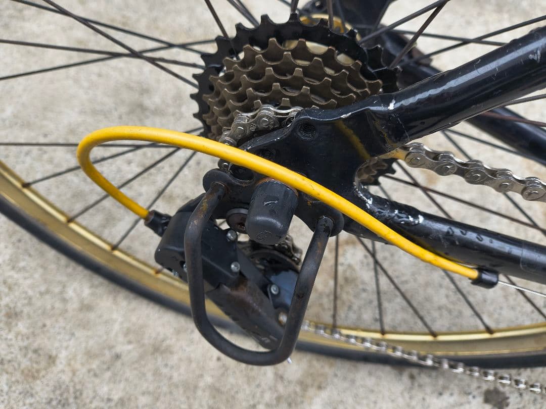 LIG MOVE クロスバイク 7段変速タイヤサイズ700×28C直接受け渡し可