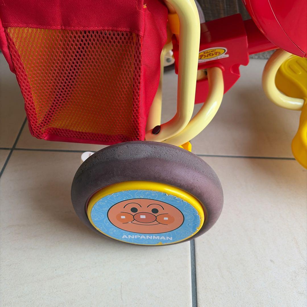 ☆アンパンマン 三輪車 赤