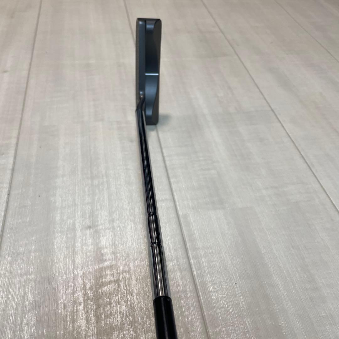 ODYSSEY パター AZALEA