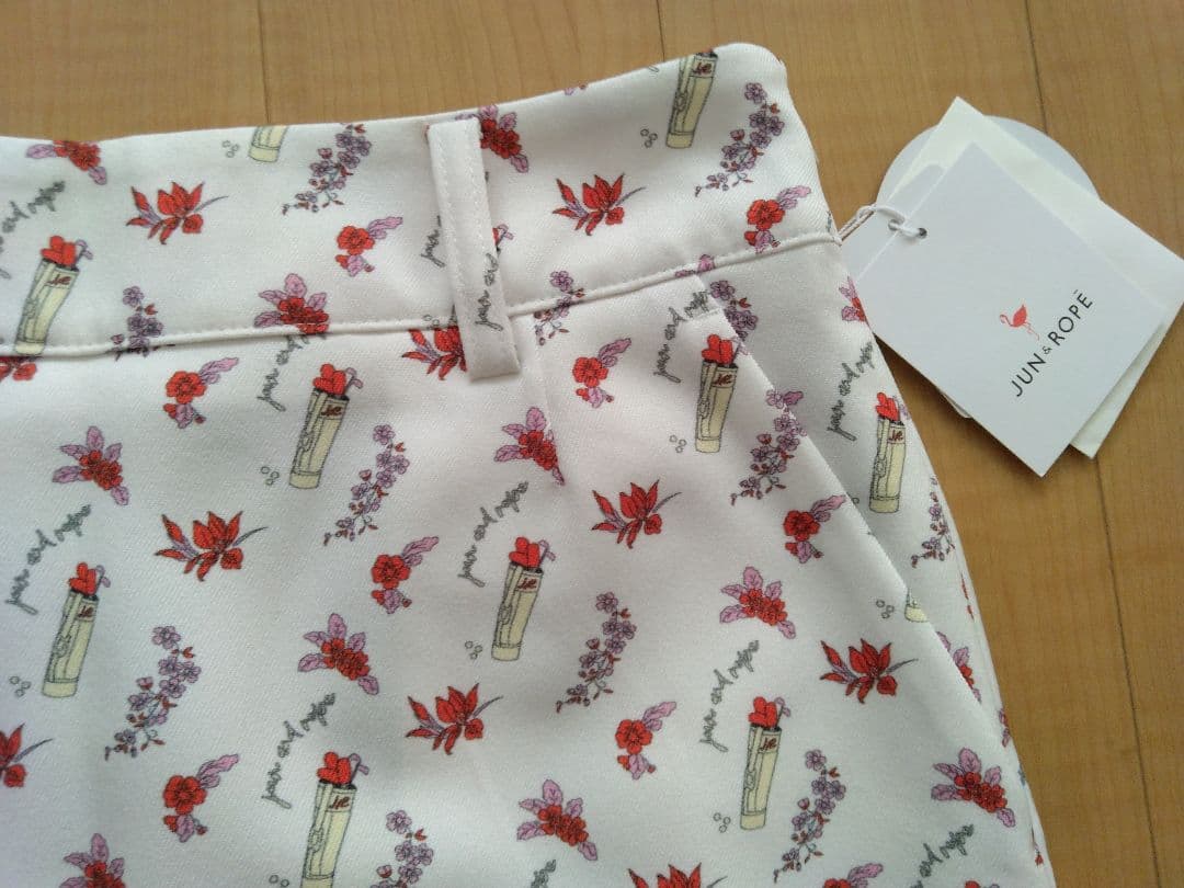 【新品】JUN & ROPE インナーパンツ一体型 花柄スカート サイズＳ