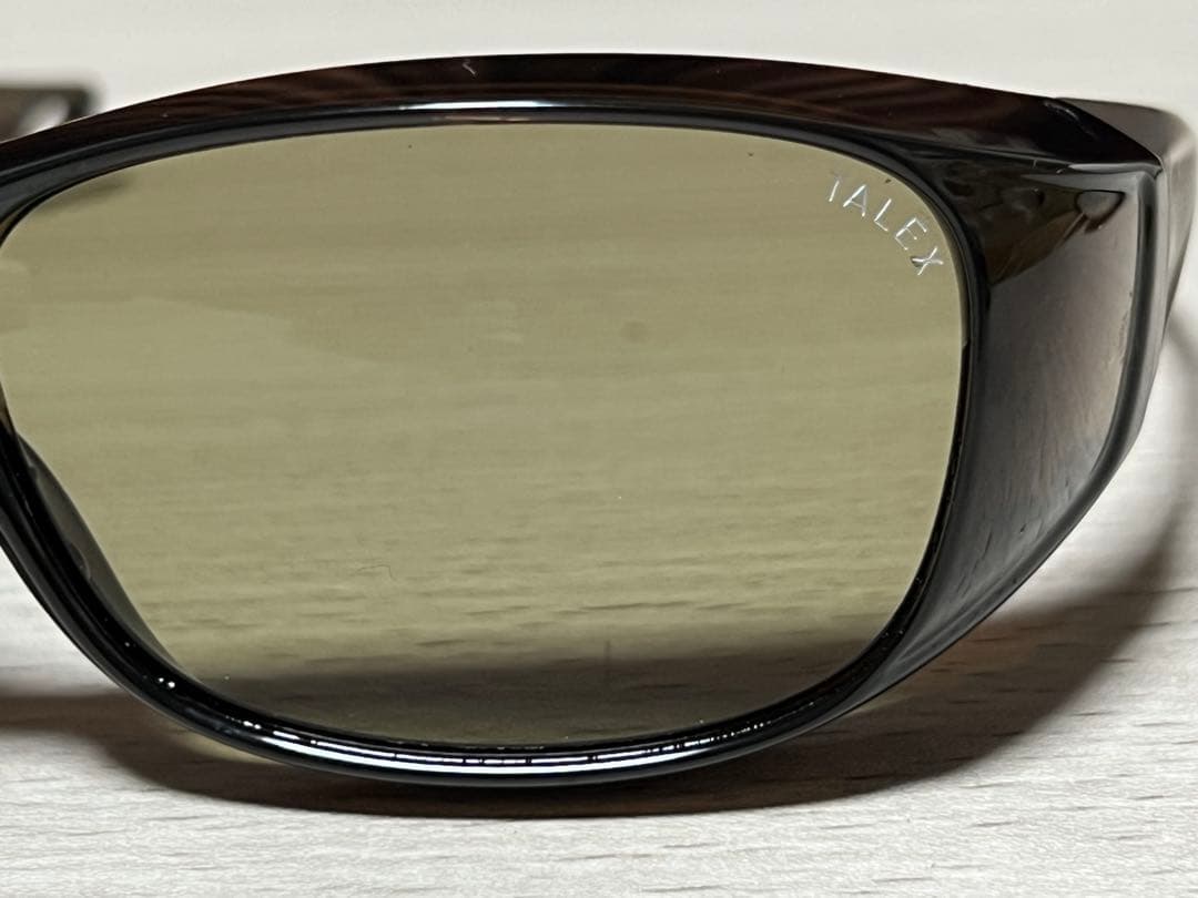 TALEX偏光オーバーサングラス