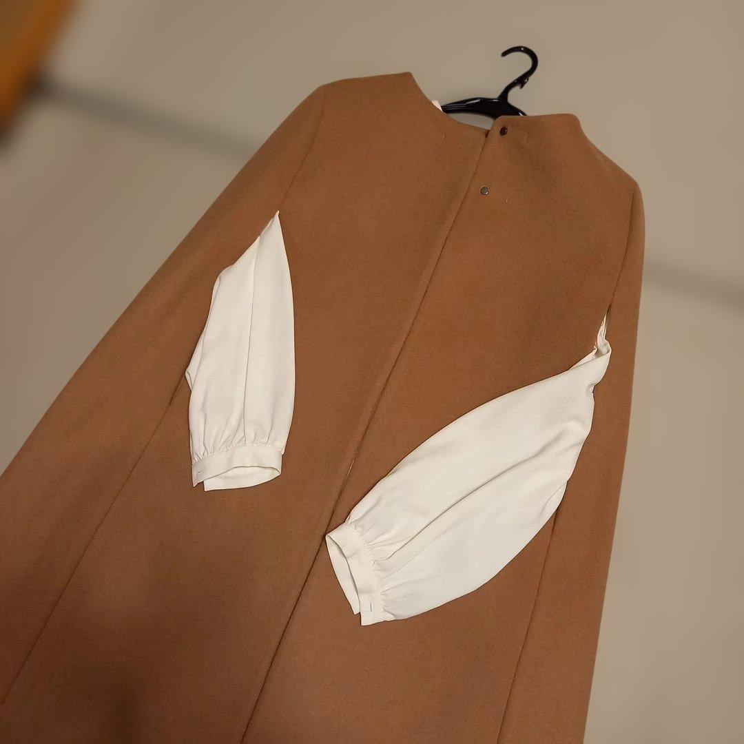 極美品　ELLIE　ポンチョ　ケープコートロング