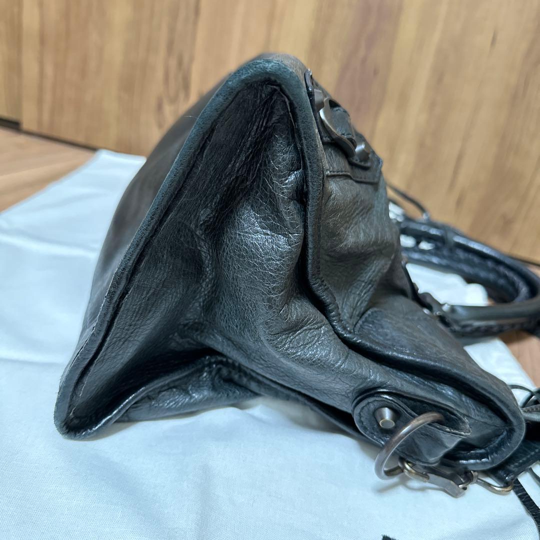 【BALENCIAGA】 ブラック