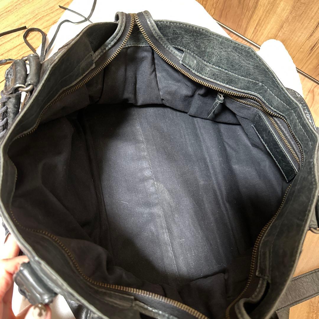 【BALENCIAGA】 ブラック