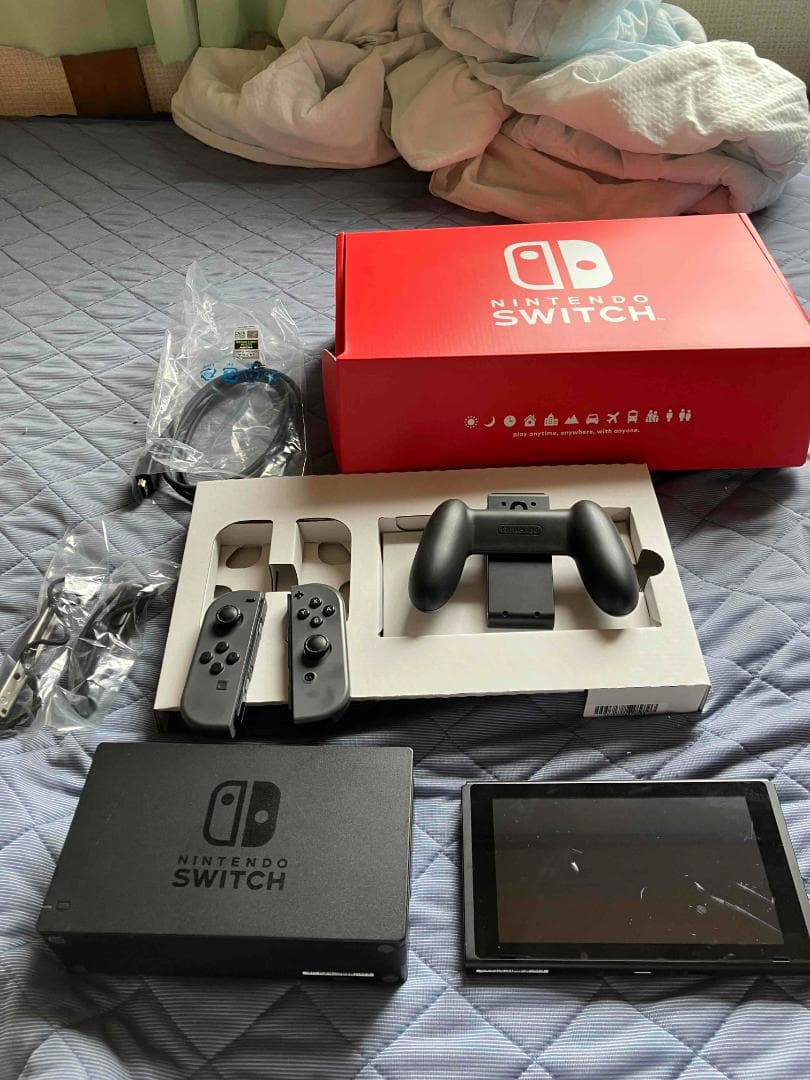 Nintendo Switch 本体 ブラック ジョイコン付き