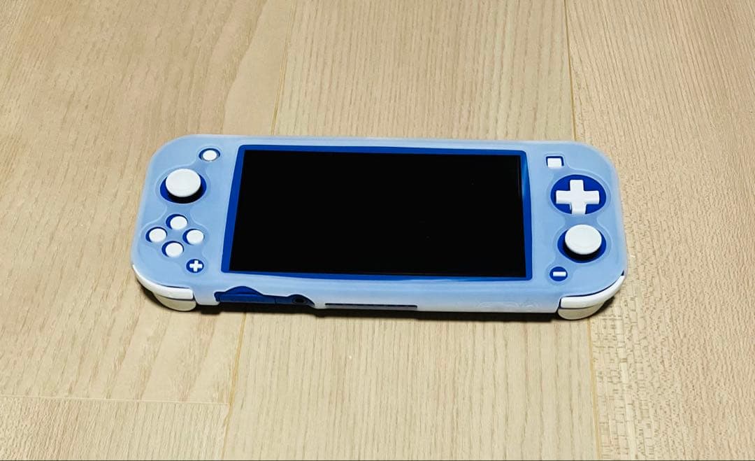 Nintendo Switch Lite ブルー 本体＋別売り専用ケース付き