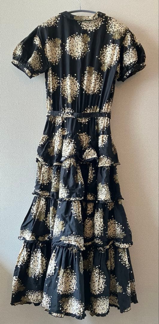 PINK HOUSE ピンクハウス 花柄段々フリルワンピース ブラック ベルト付