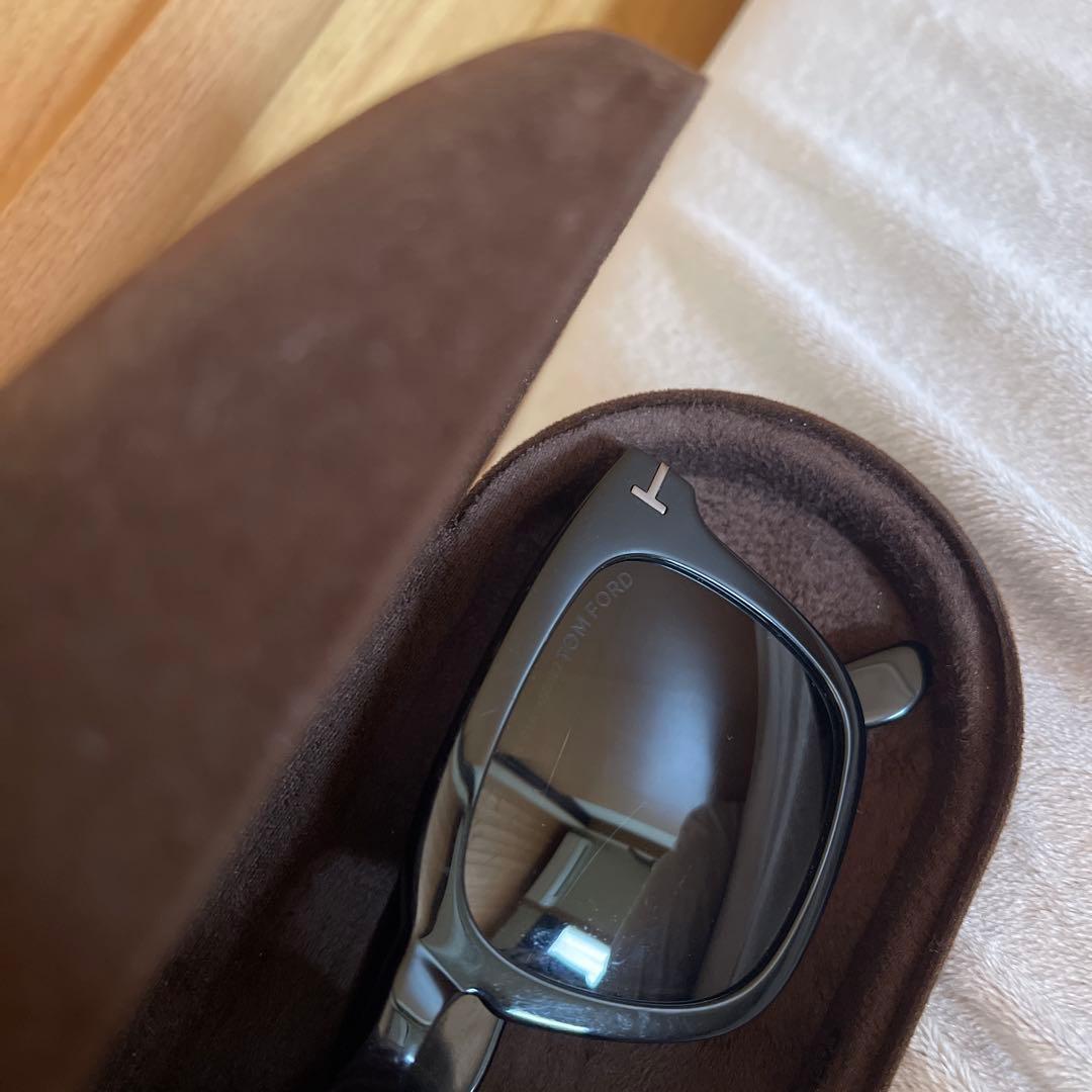 tomford サングラス