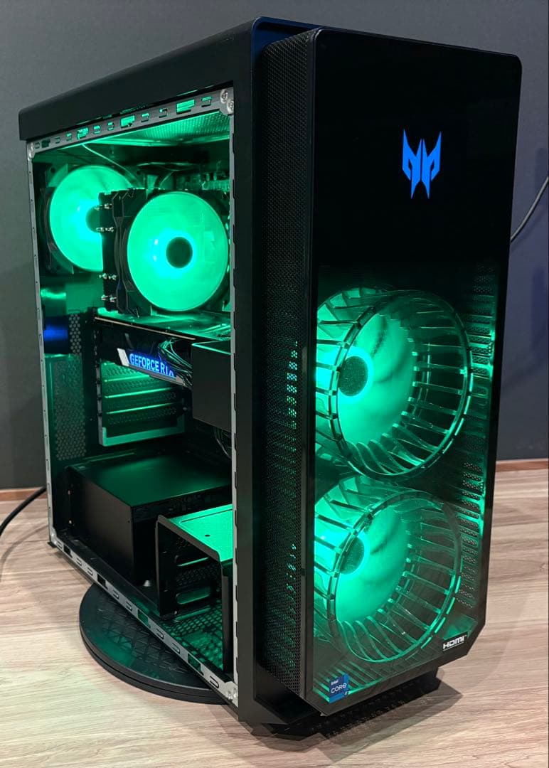 SSD追加　RTX4080 Predator　i7 13700F　ゲーミングPC