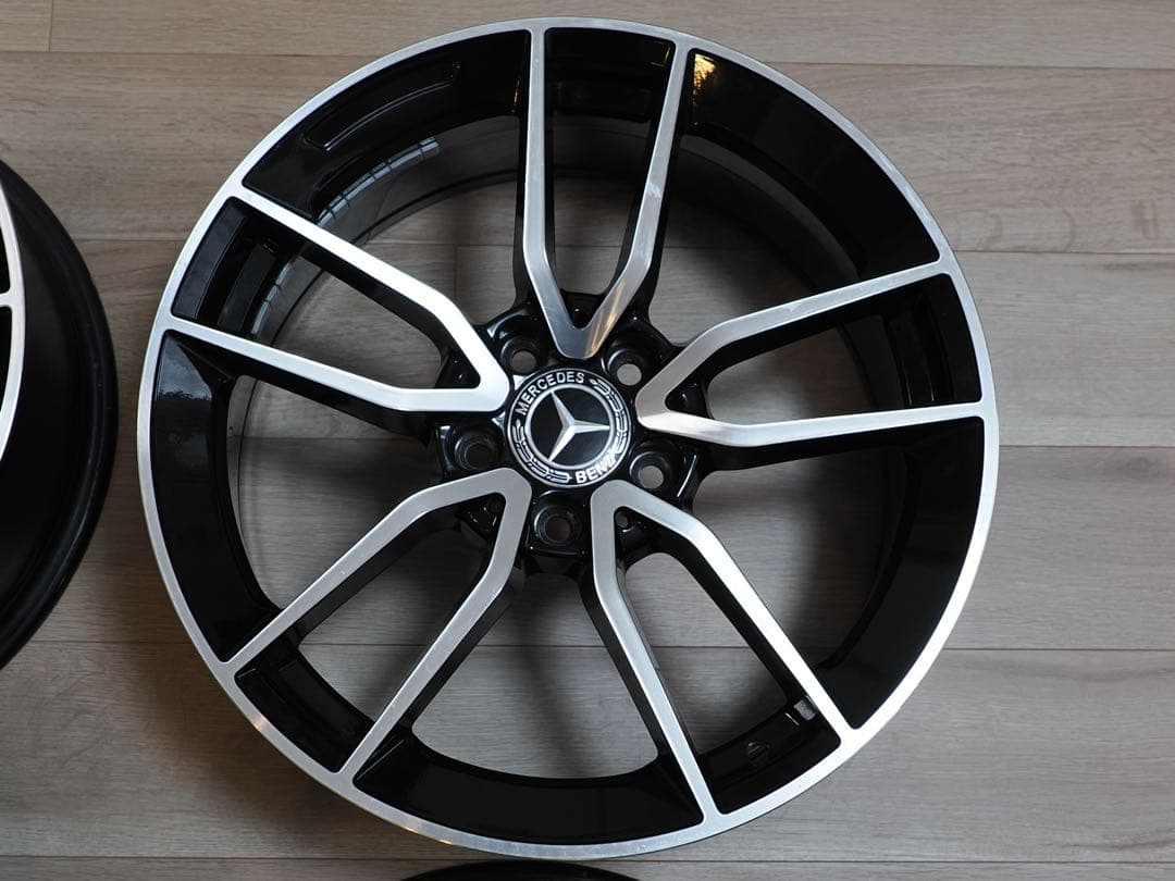 【美品】1/2 アルミホイール２本　１８インチ