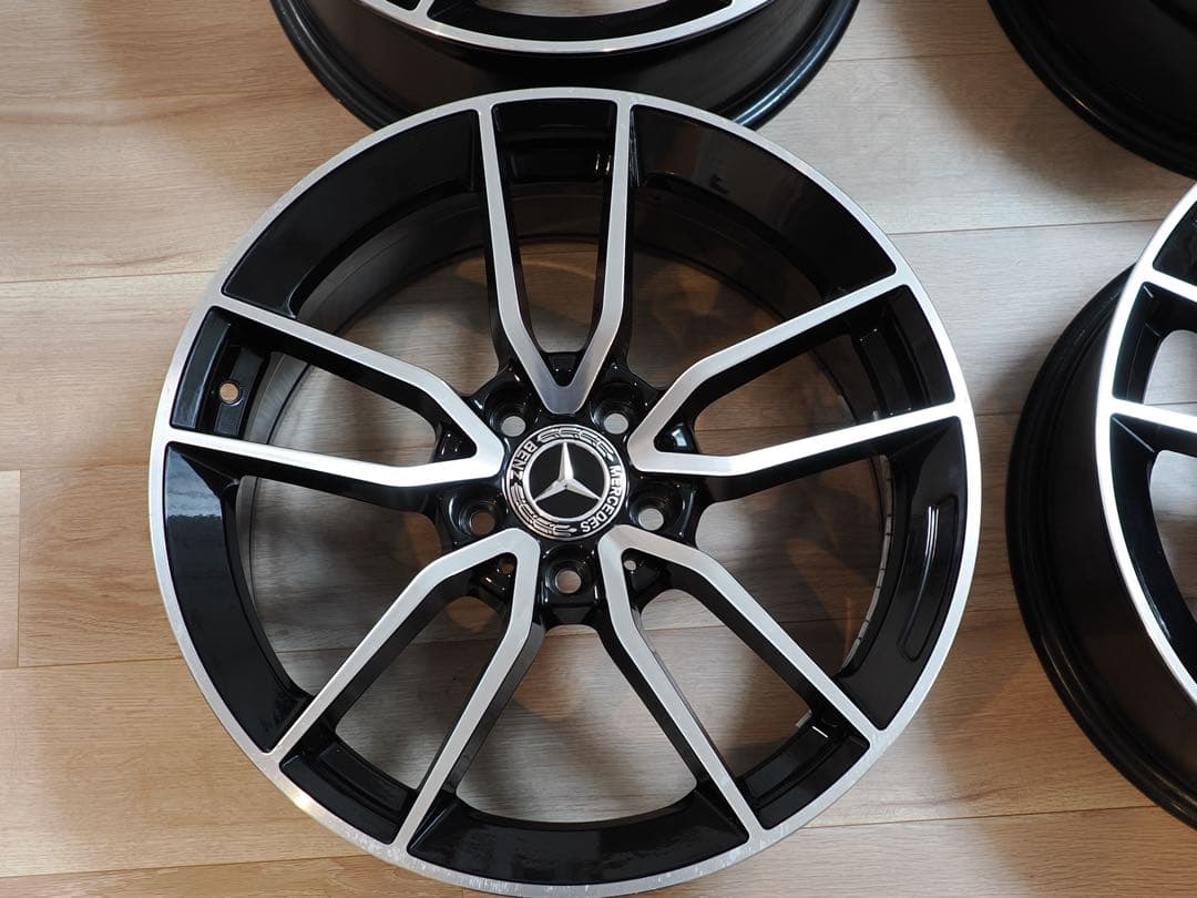 【美品】1/2 アルミホイール２本　１８インチ