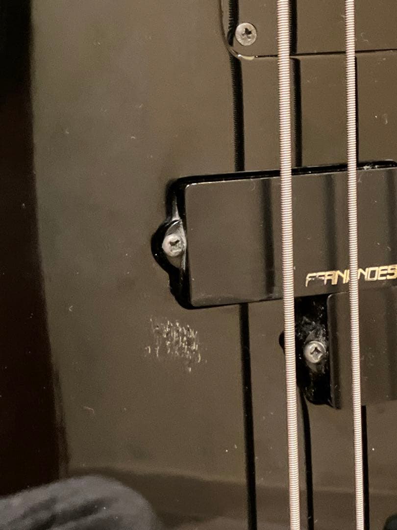 フェルナンデス リボルバー エレキベース 動作確認済 フェンダーソフトケース付