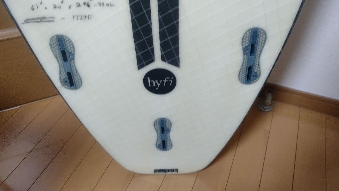 JS モンスタボックスMONSTA BOX 6.1HYFI EPS