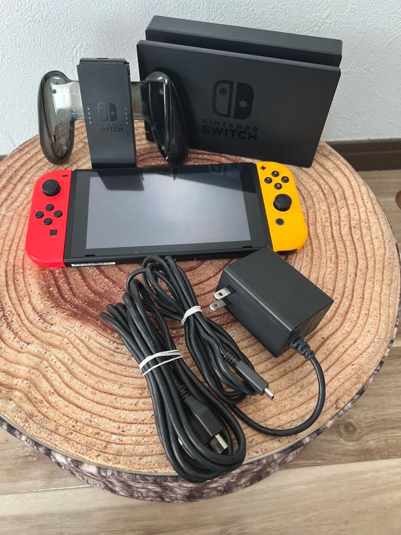 Nintendo Switch ニンテンドースイッチ本体　RED/YEL箱無し