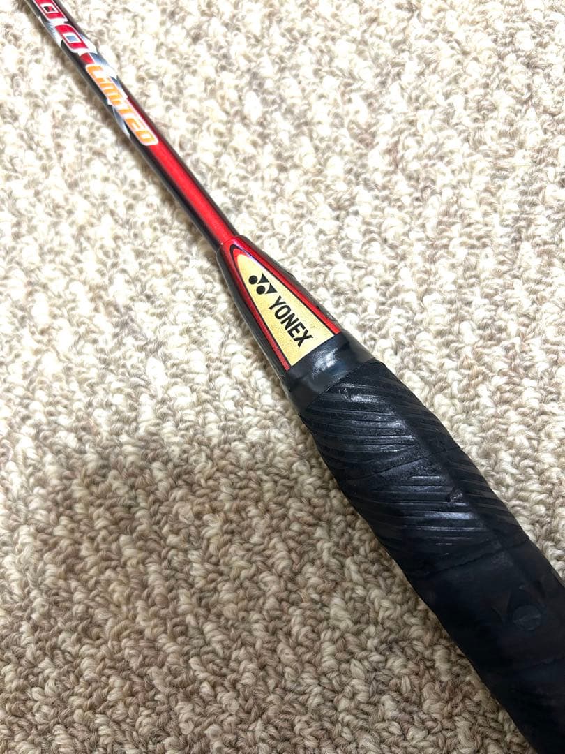 【匿名配送】 YONEX ARMORTEC 700 LIMITED ラケット
