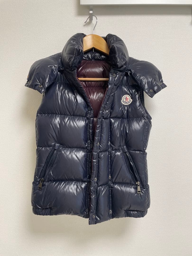 moncler モンクレール ダウン ベスト レディース　正規品　美品