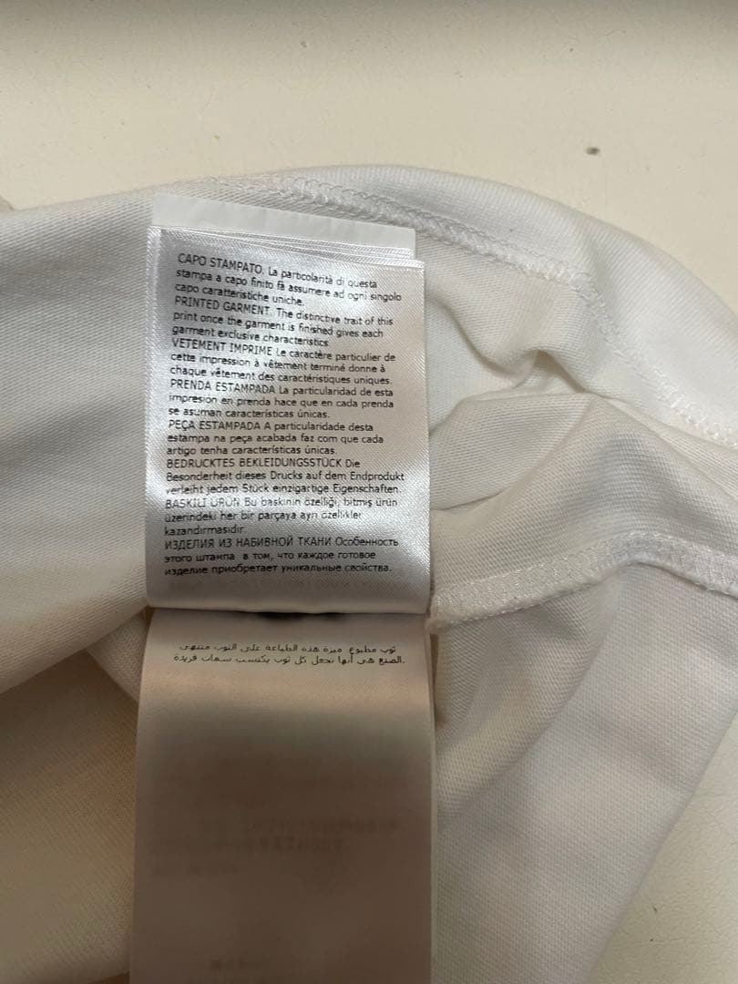 モンクレール　Tシャツ