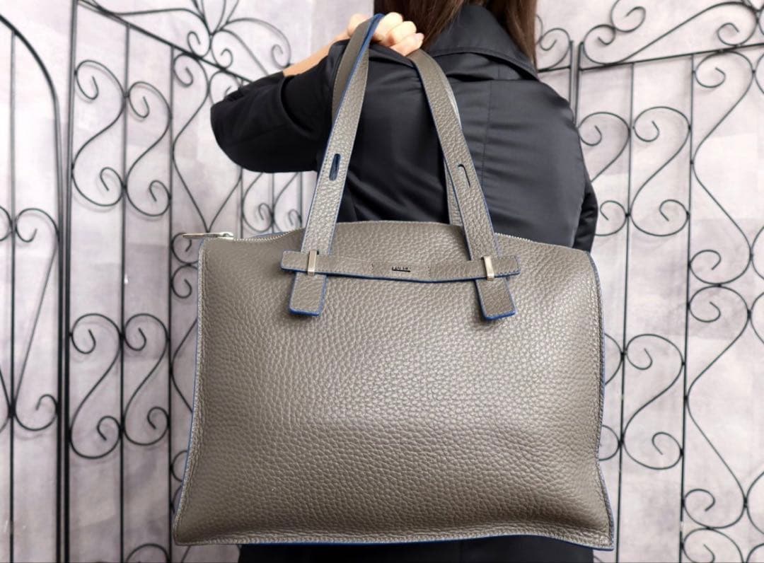 あきせい　フルラ　ジョーべ　レザー トートバッグ グレー