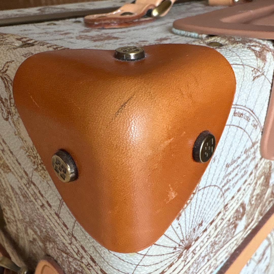 WORLD TRUNK キャリーケース　地図柄　40L