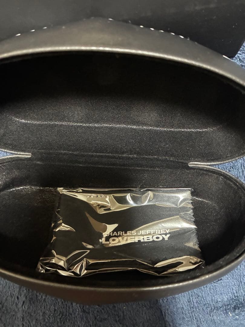 D*a様 CHARLES JEFFREY LOVERBOY★キャットアイ　サング