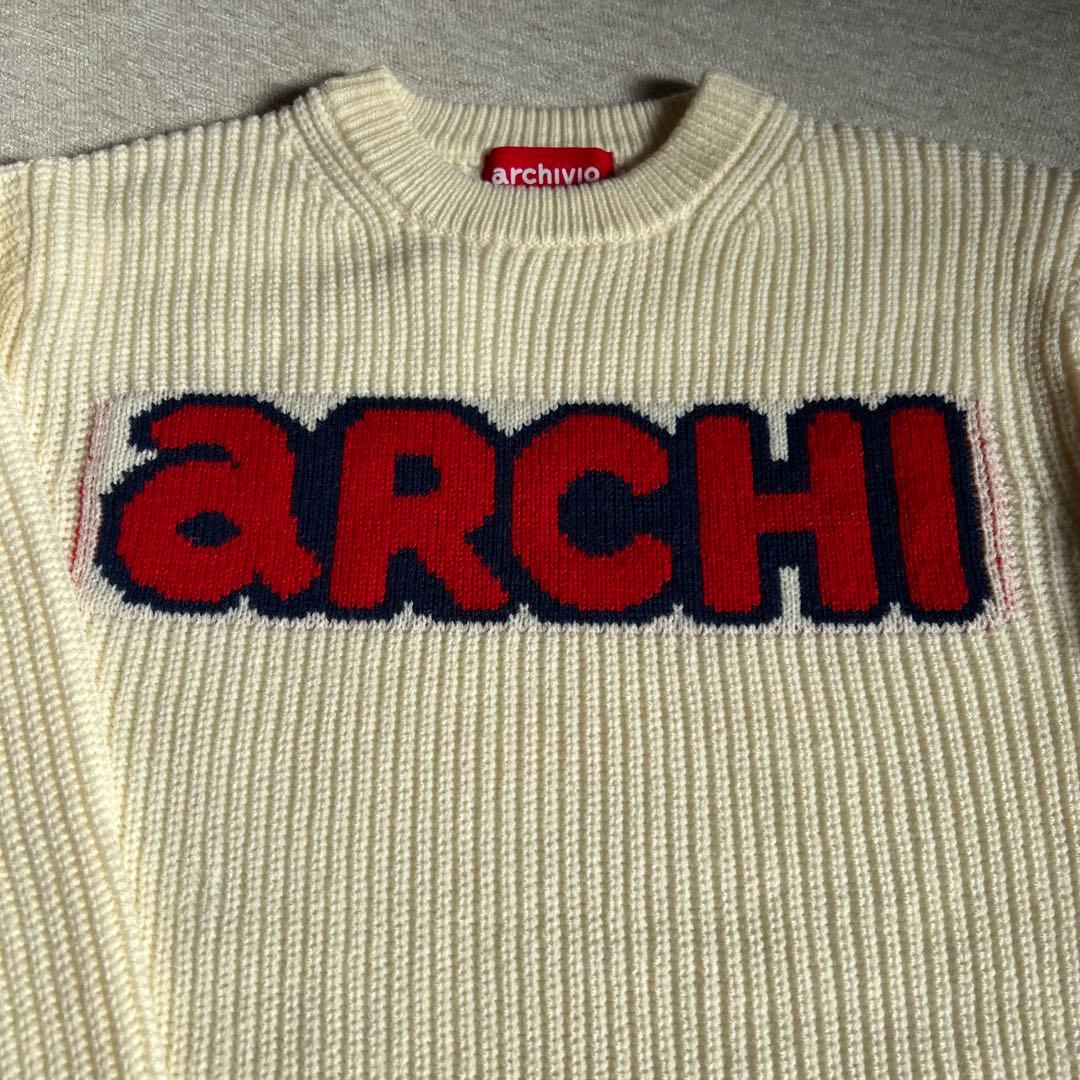archivio ロゴ入りクリームセーター
