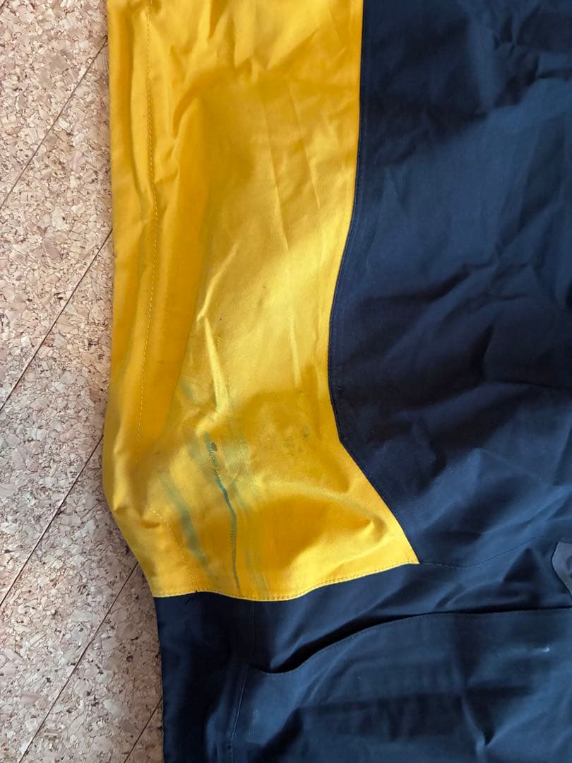 ※値下げ中　ボルコム スノボ ウェア ジャケット S GORE-TEX