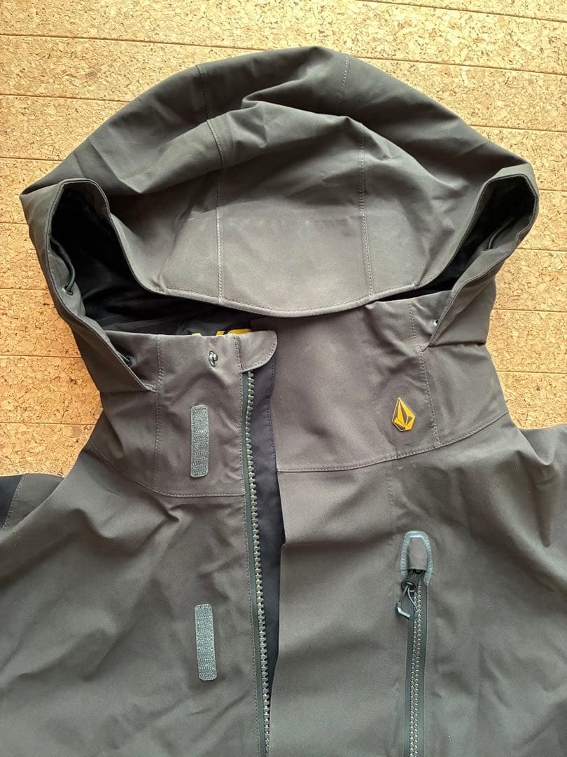 ※値下げ中　ボルコム スノボ ウェア ジャケット S GORE-TEX