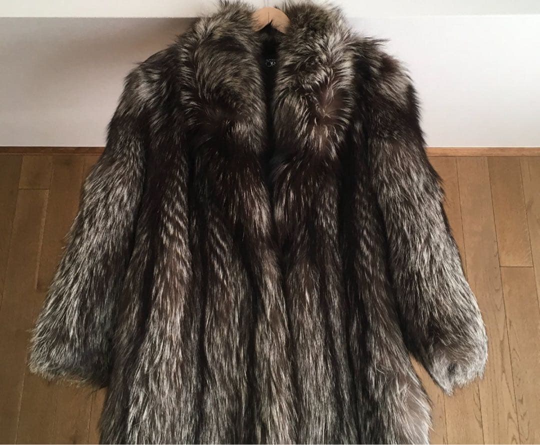 250万　美品 SAGA FOXサガ フォックス　毛皮フォックス　ファー　コート