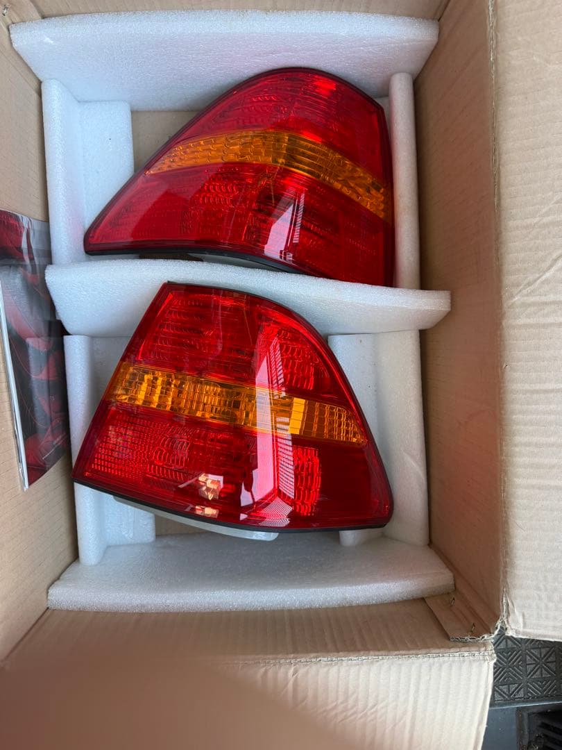 セルシオ30前期純正テールランプ、フォグランプ