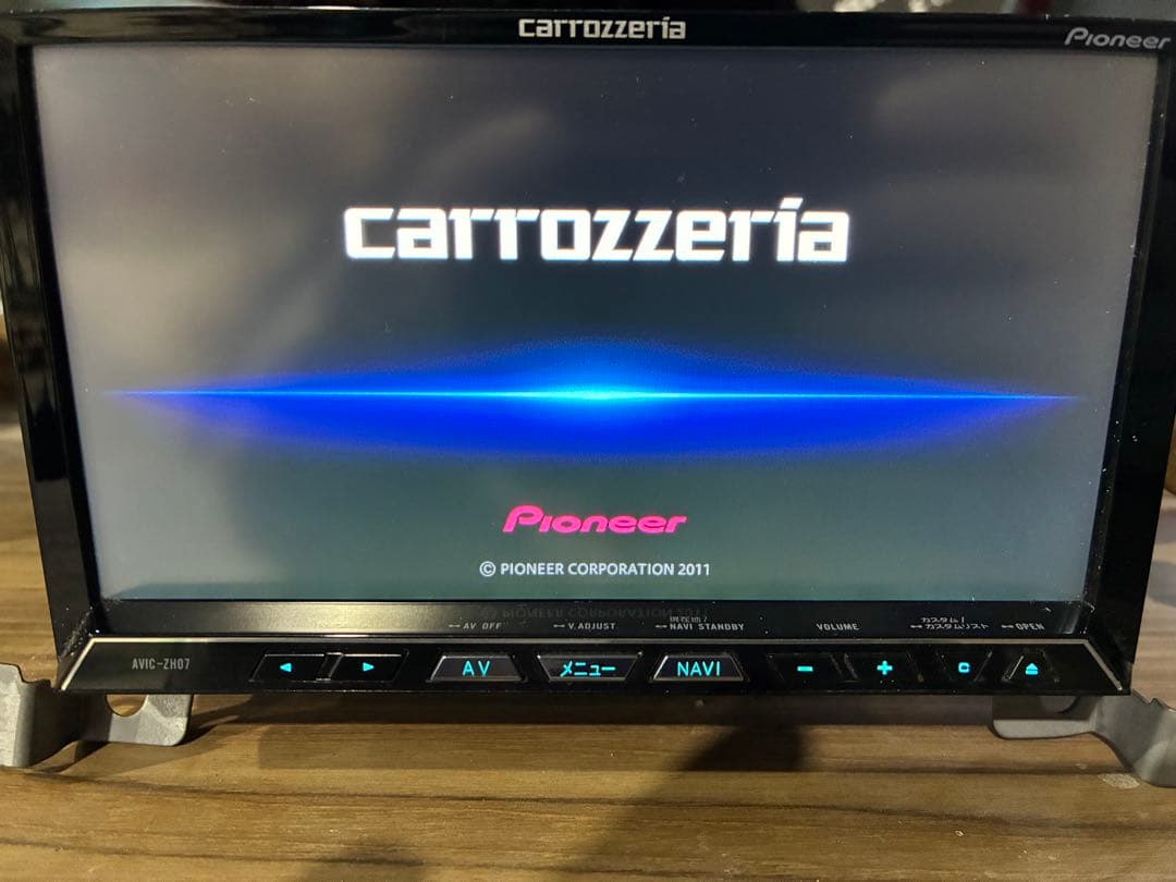 Pioneer カロッツェリア AVIC-ZH07 HDDナビ 本体