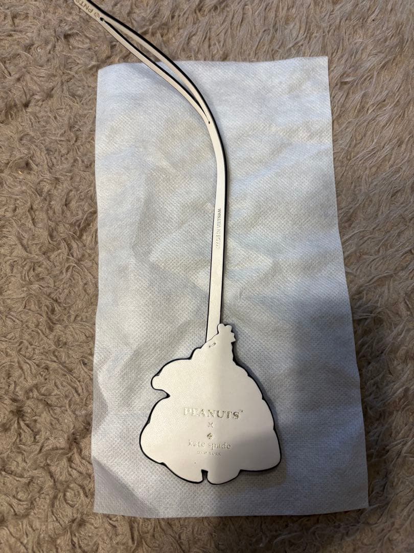 ケイトスペード　スヌーピー チャーム　新品