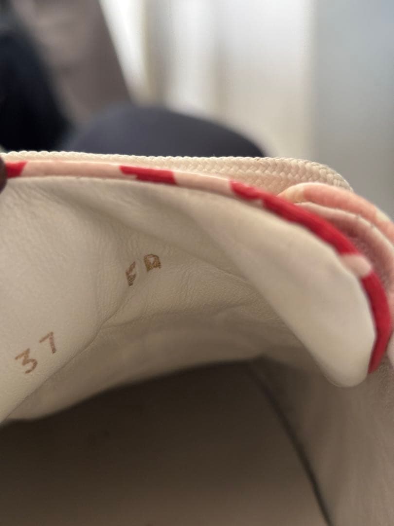 VUITTON スニーカー37